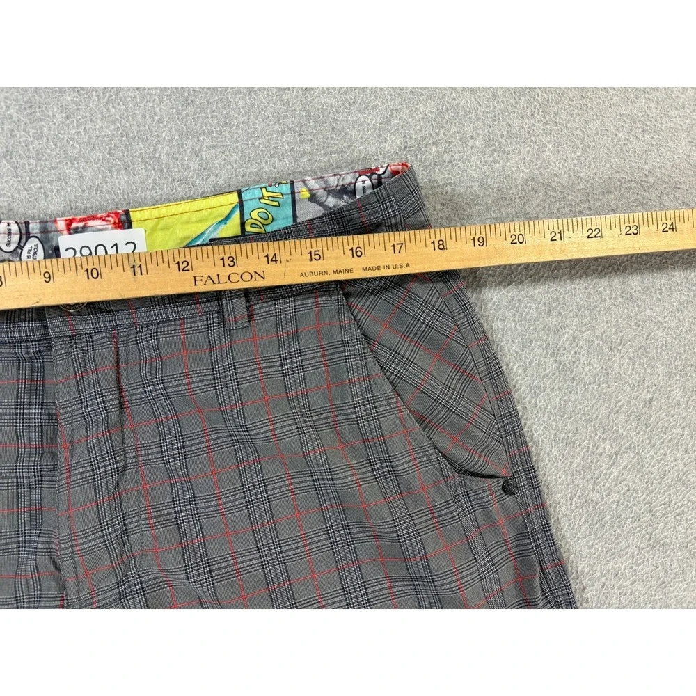 Lululemon‎ Plaid Casual Chino Shorts (Men's 36) Gray - 8
